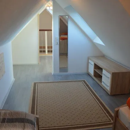 Atelierwohnung Friesenhaus Franke * Butjadingen