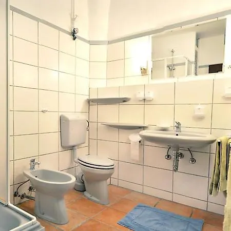 Apartamento Atelierwohnung Friesenhaus Franke Butjadingen